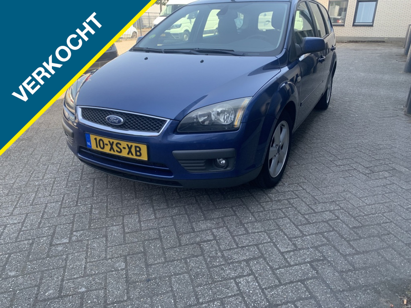 Ford Focus 1.6-16V Futura nieuwe apk tot 1/7/2027 2007 - voorkant