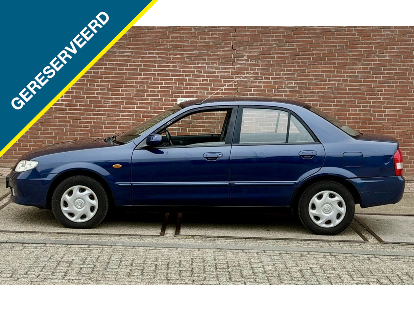 Foto van Mazda Mazda 323