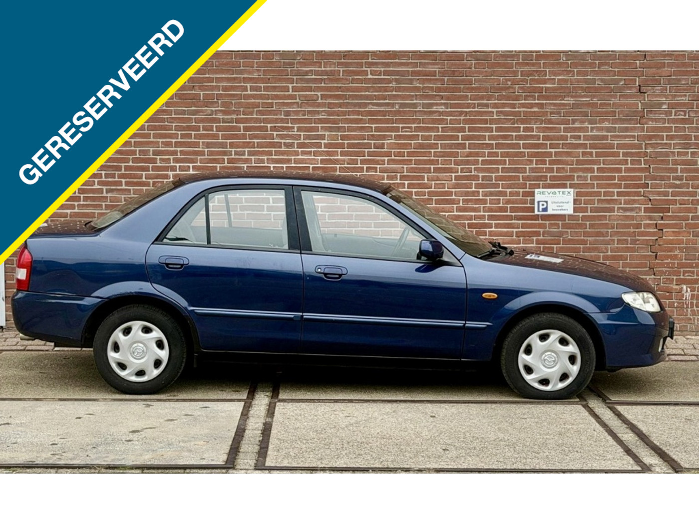 Foto van Mazda Mazda 323
