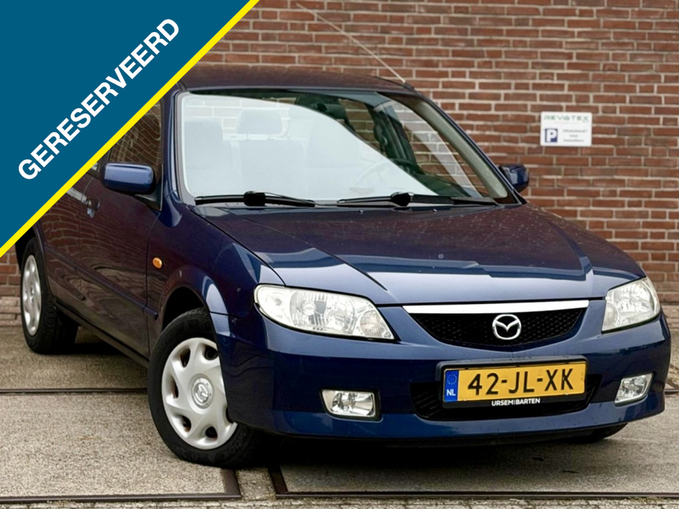 Foto van Mazda Mazda 323
