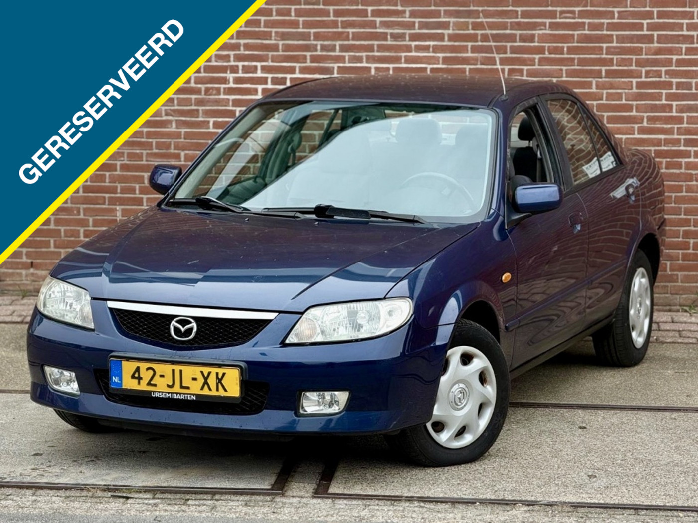 Foto van Mazda Mazda 323