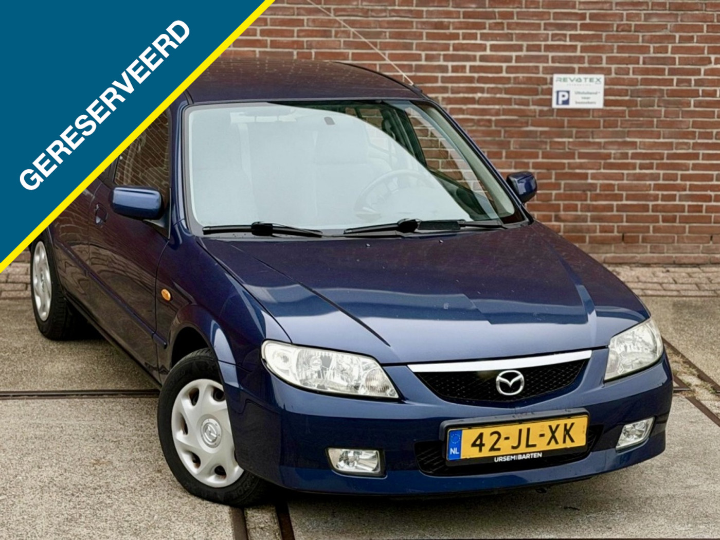Foto van Mazda Mazda 323