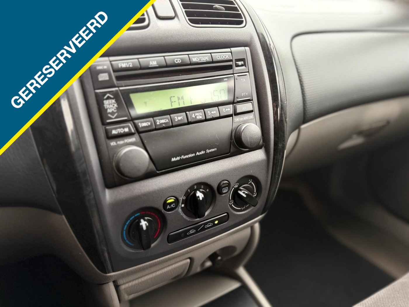 Foto van Mazda Mazda 323