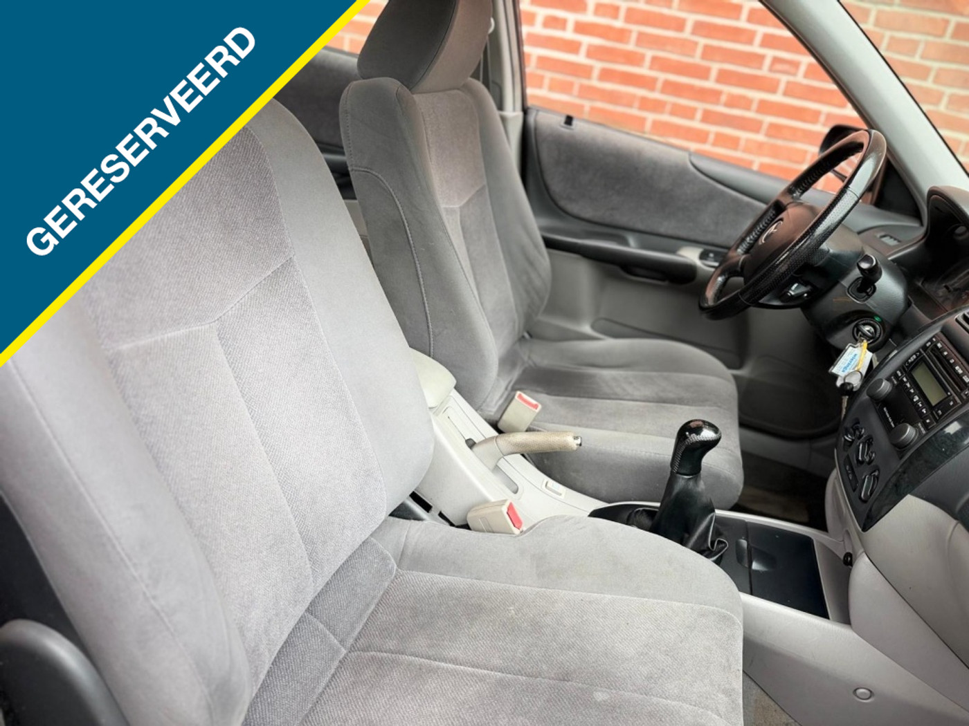 Foto van Mazda Mazda 323