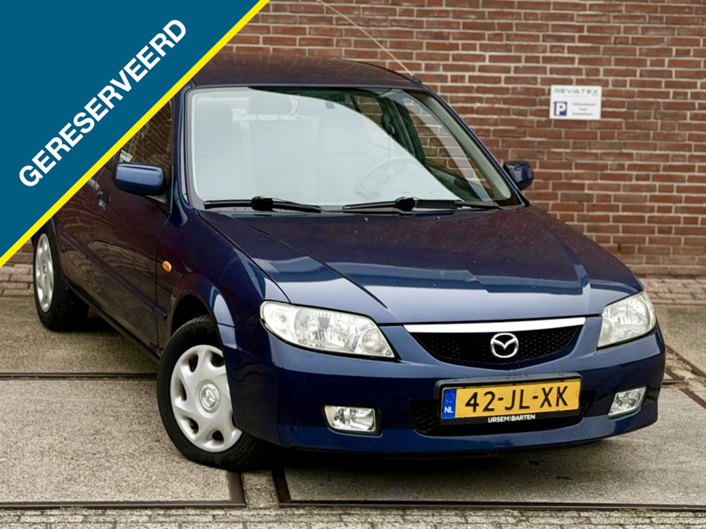 Foto van Mazda Mazda 323