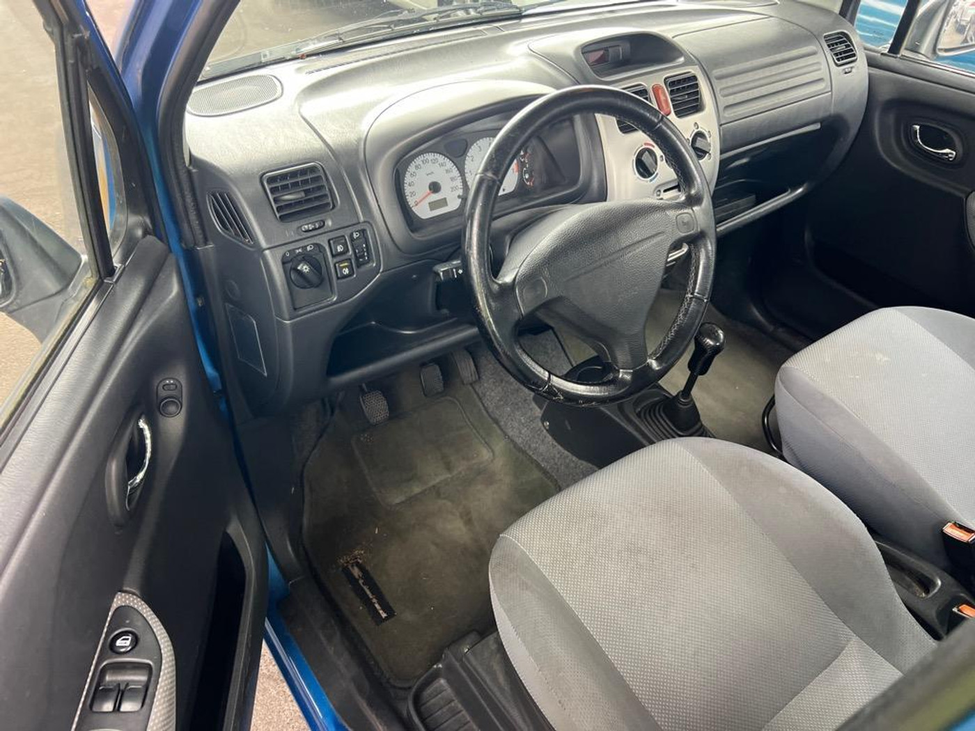 Foto van Suzuki Wagon R