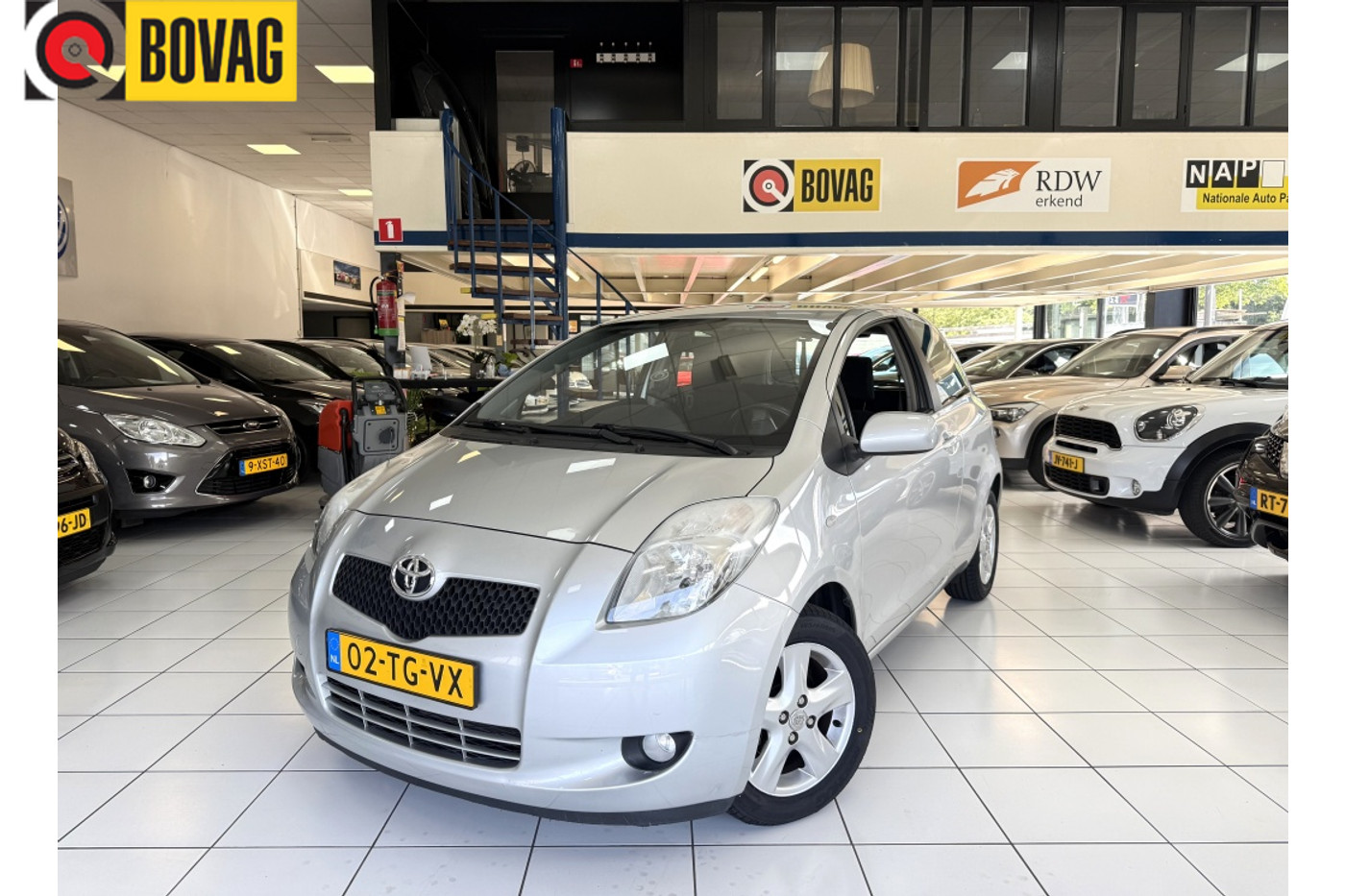 Toyota Toyota Yaris 1.3 VVTi Luna MMT Automaat Airco Bovag Garantie 2006 - voorkant