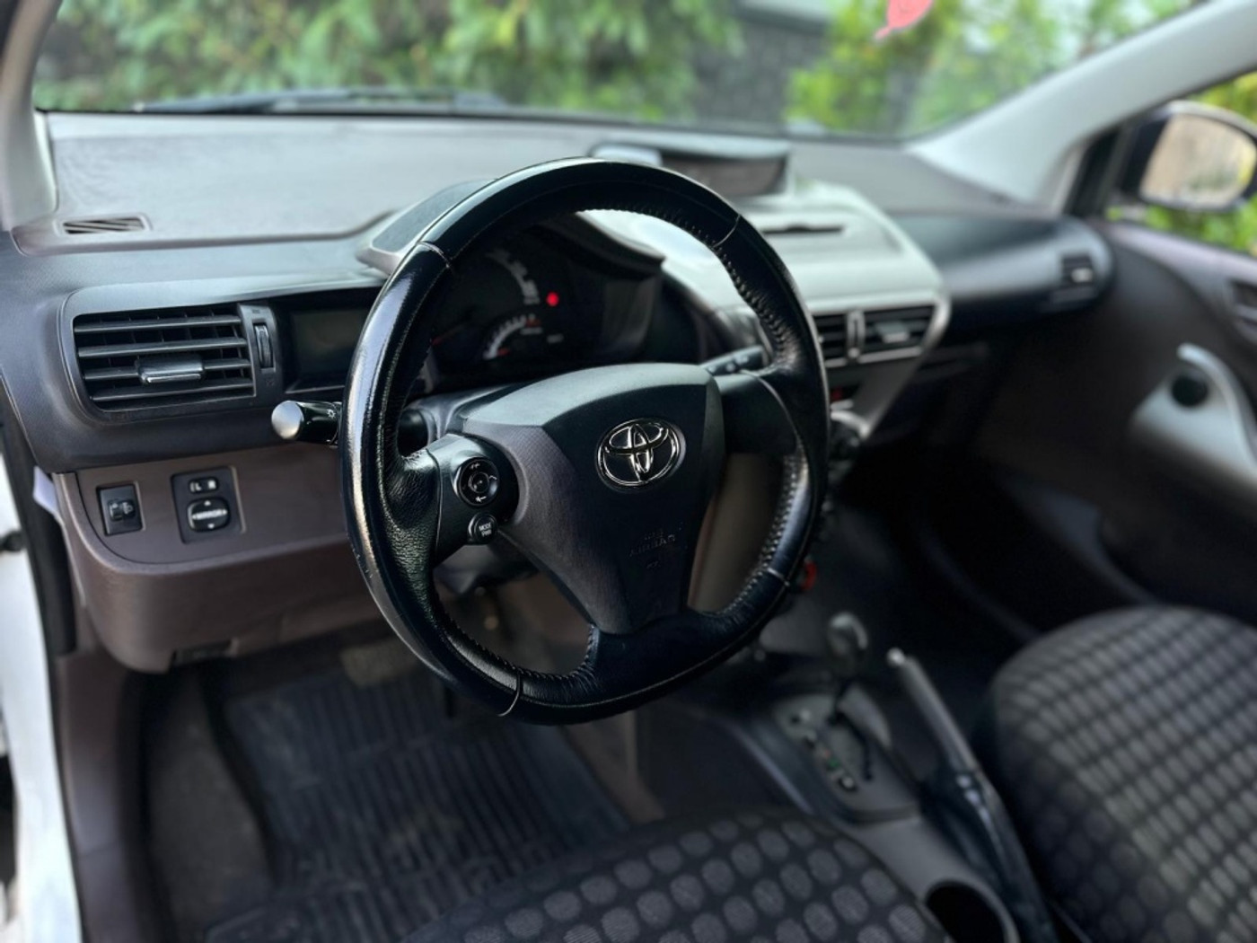 Foto van Toyota Iq