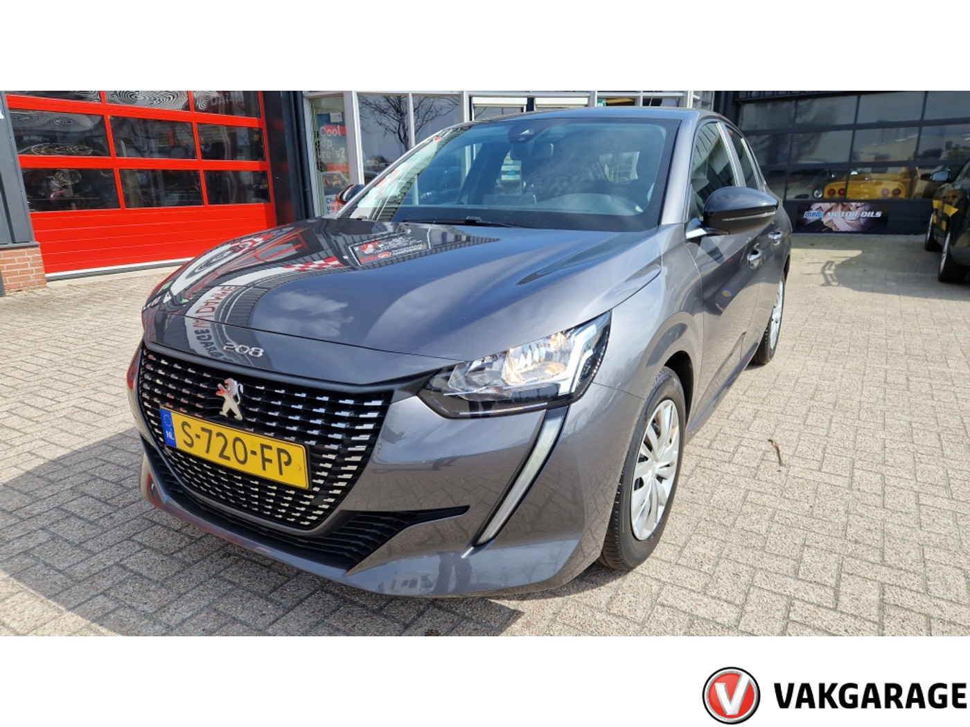 Peugeot 208 1.2 PureTech Active 2023 - voorkant