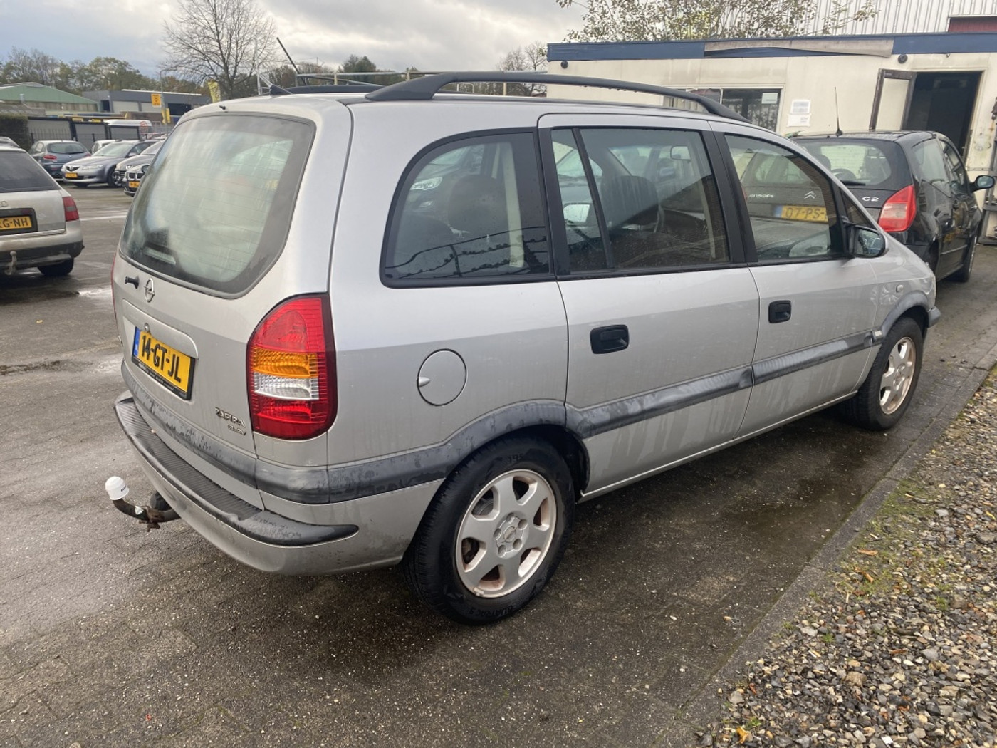 Foto van Opel Zafira-a
