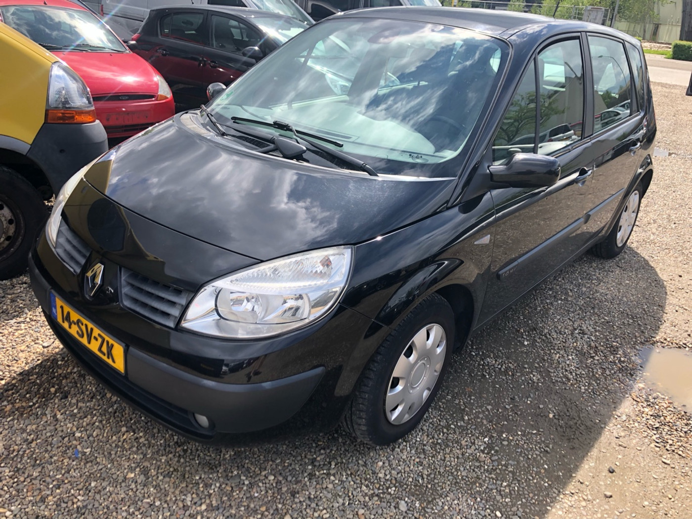 Renault Megane Scenic Gereserveerd 2006 - voorkant