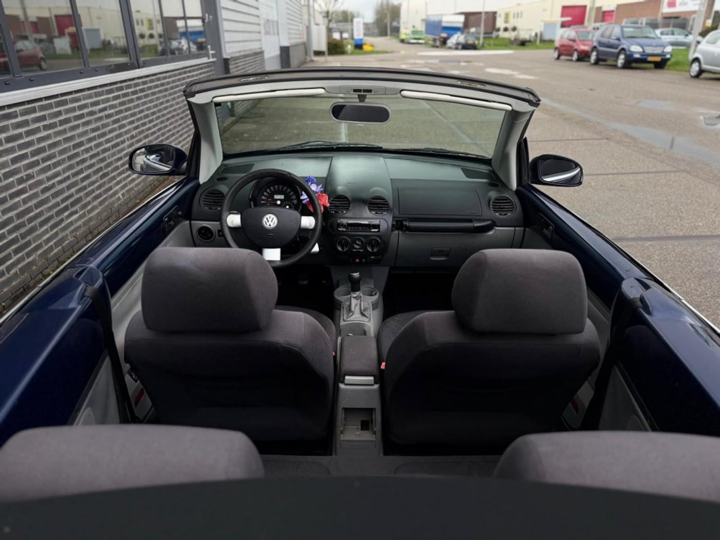 Foto van Volkswagen New Beetle Cabriolet