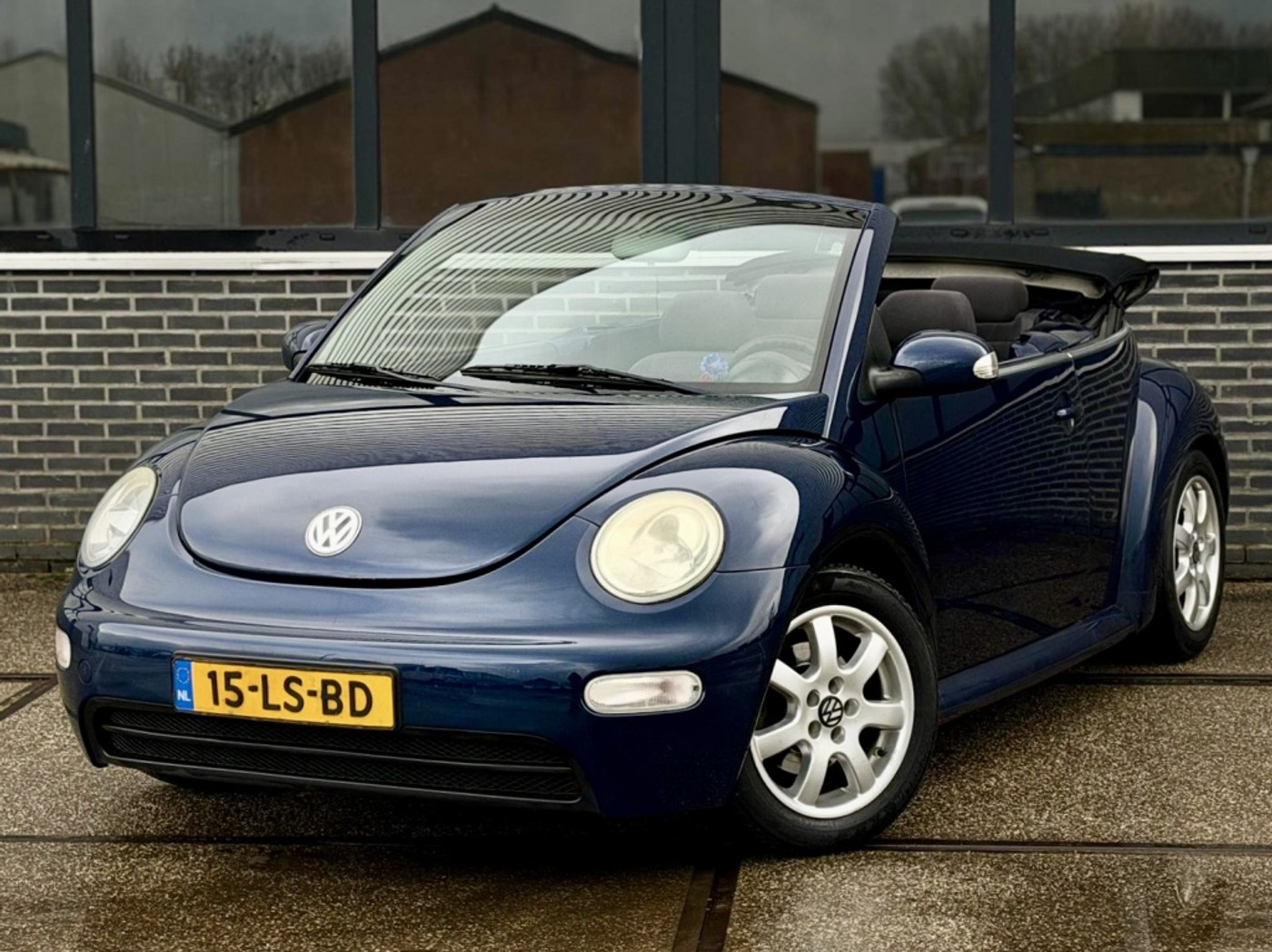 Foto van Volkswagen New Beetle Cabriolet