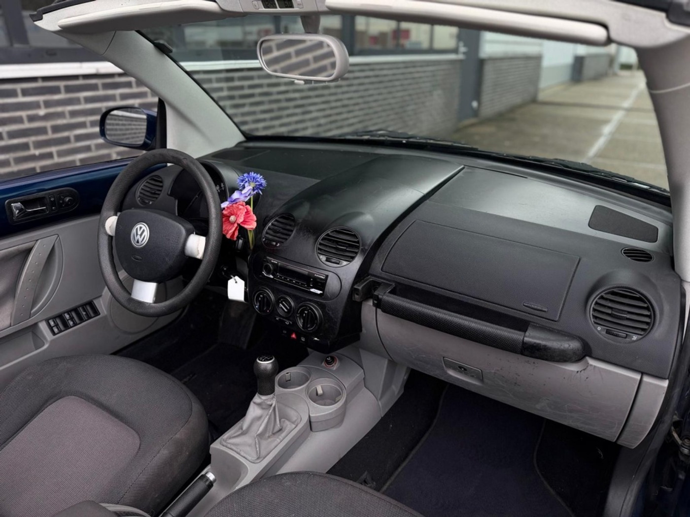 Foto van Volkswagen New Beetle Cabriolet