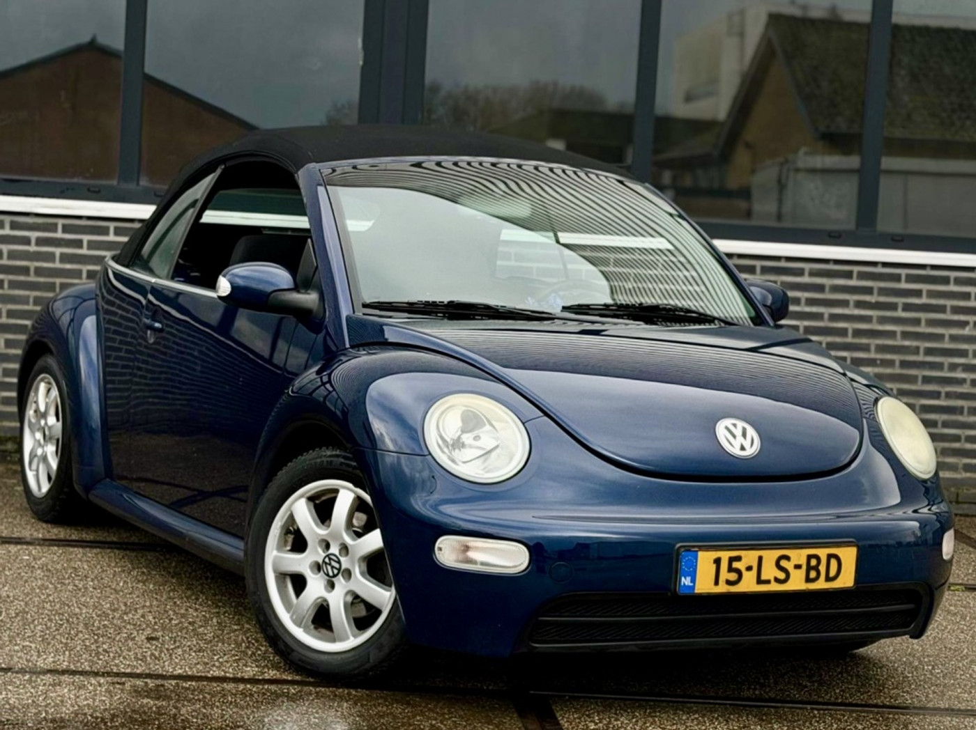 Foto van Volkswagen New Beetle Cabriolet