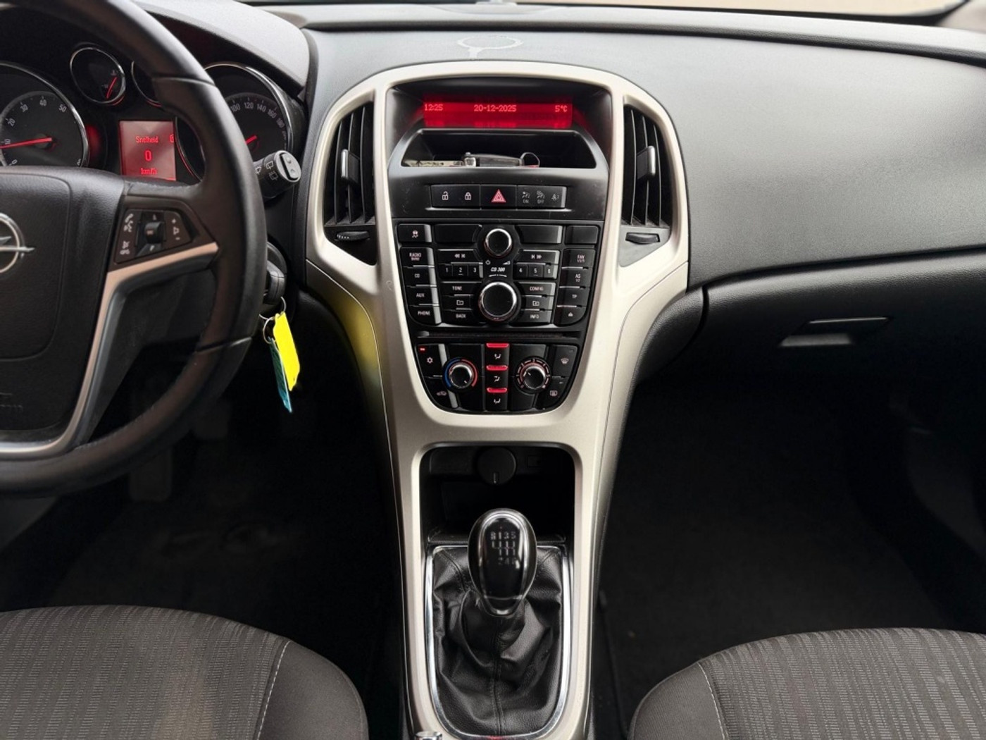 Foto van Opel Astra Sports Tourer