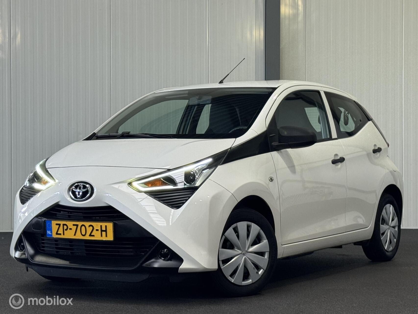 Toyota Aygo 1.0 VVT-i x 2019 - voorkant