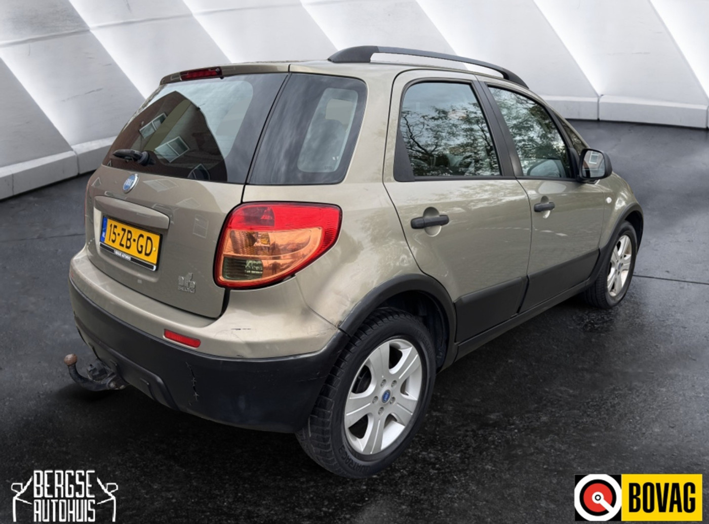 Foto van Fiat Fiat Sedici