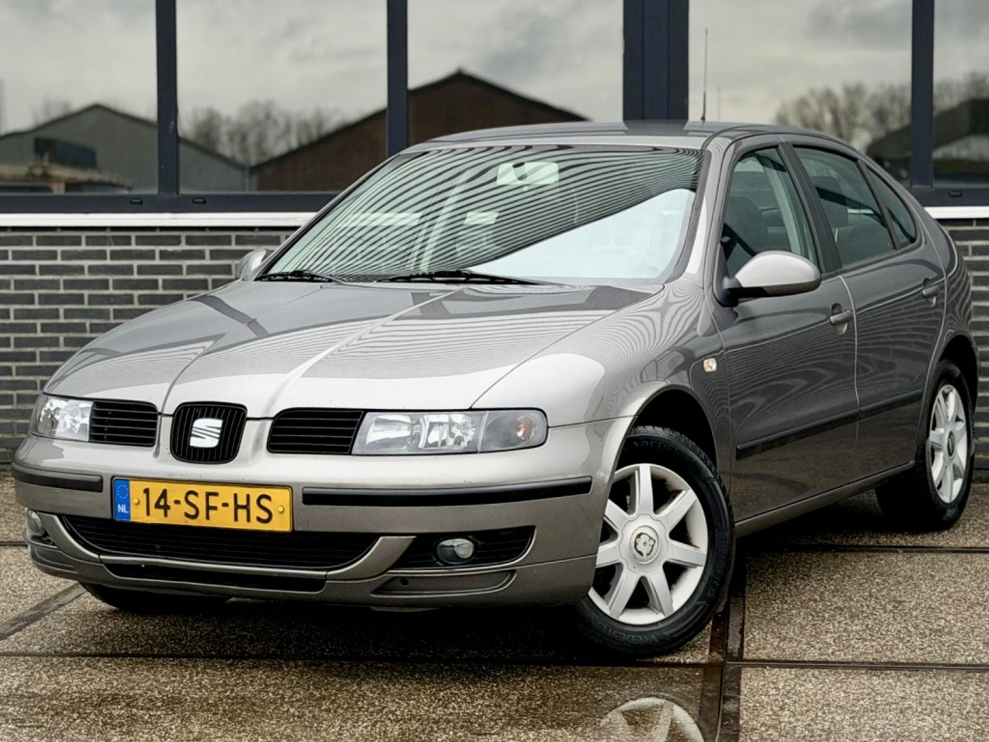 Seat Leon 1.6-16V Last Edition |Airco |CruiseC |Nieuwe APK |NAP 2005 - voorkant