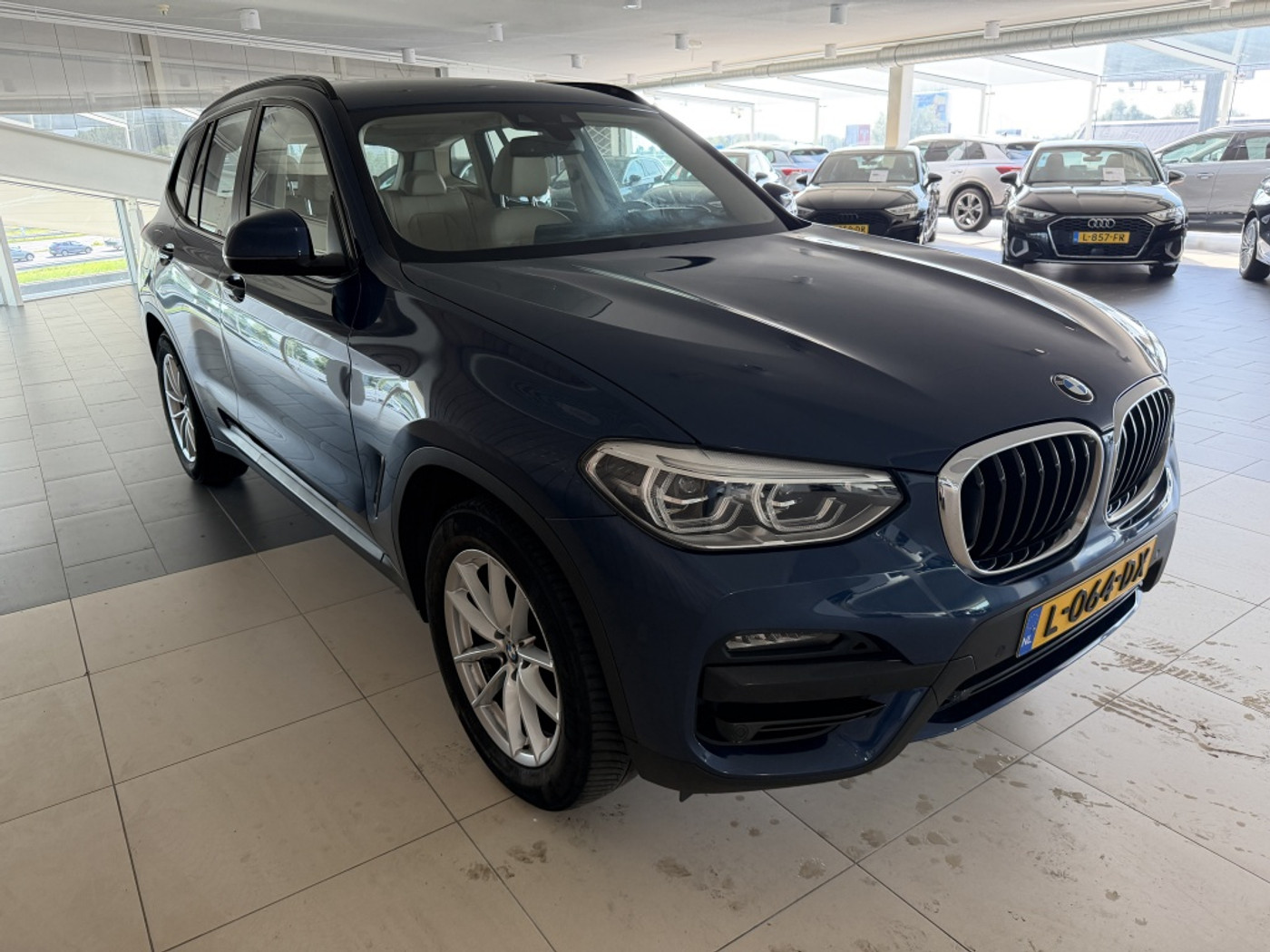 Foto van BMW X3 Xdrive20i