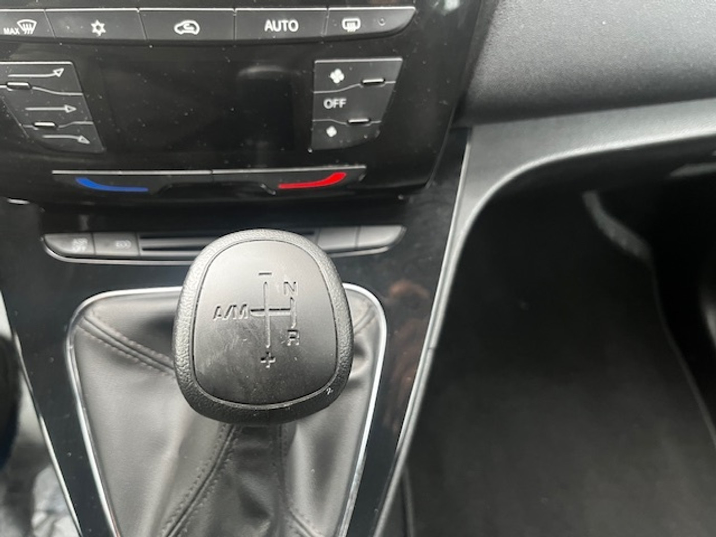 Foto van Lancia Ypsilon