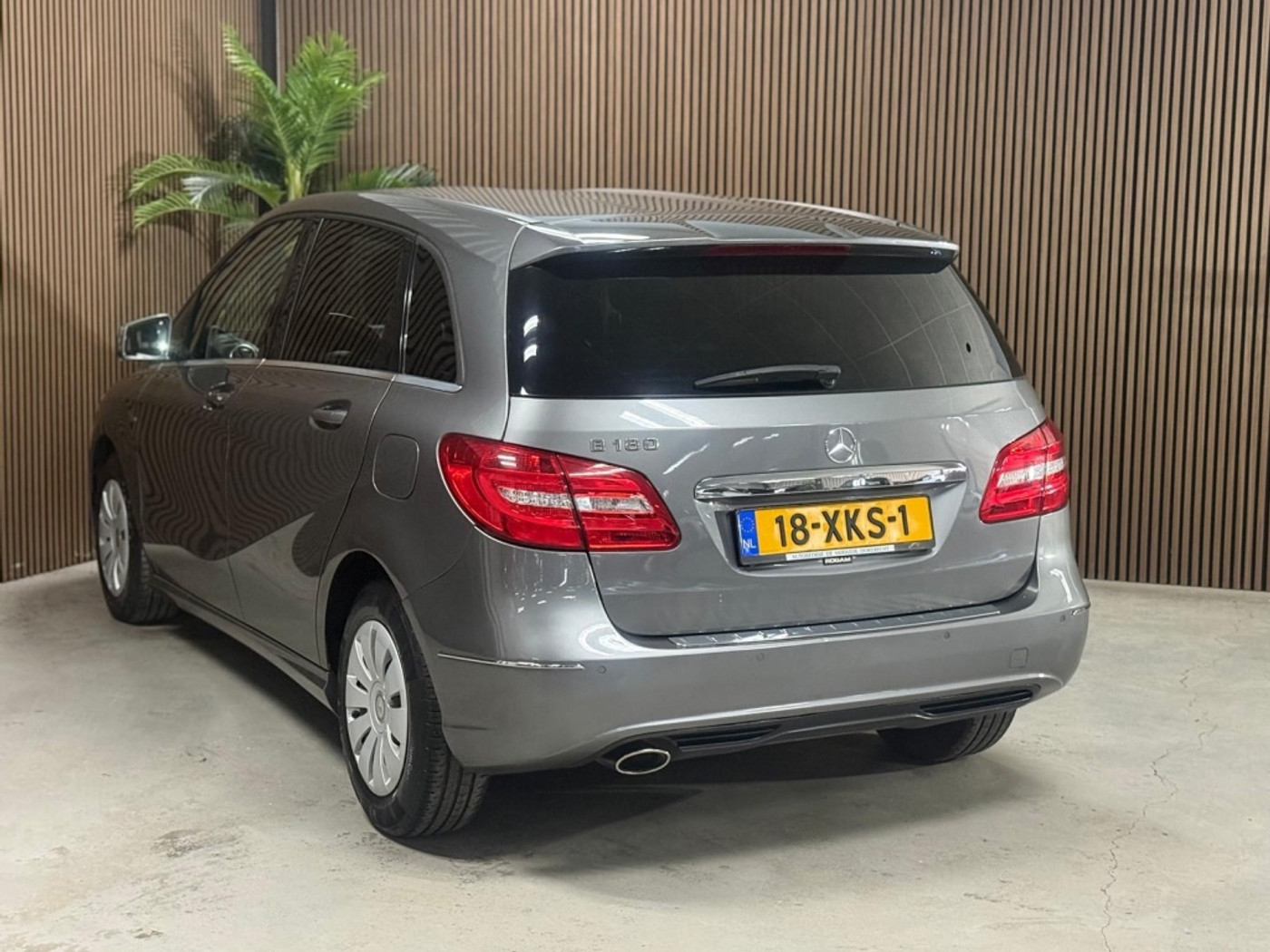 Foto van Mercedes-Benz B 180