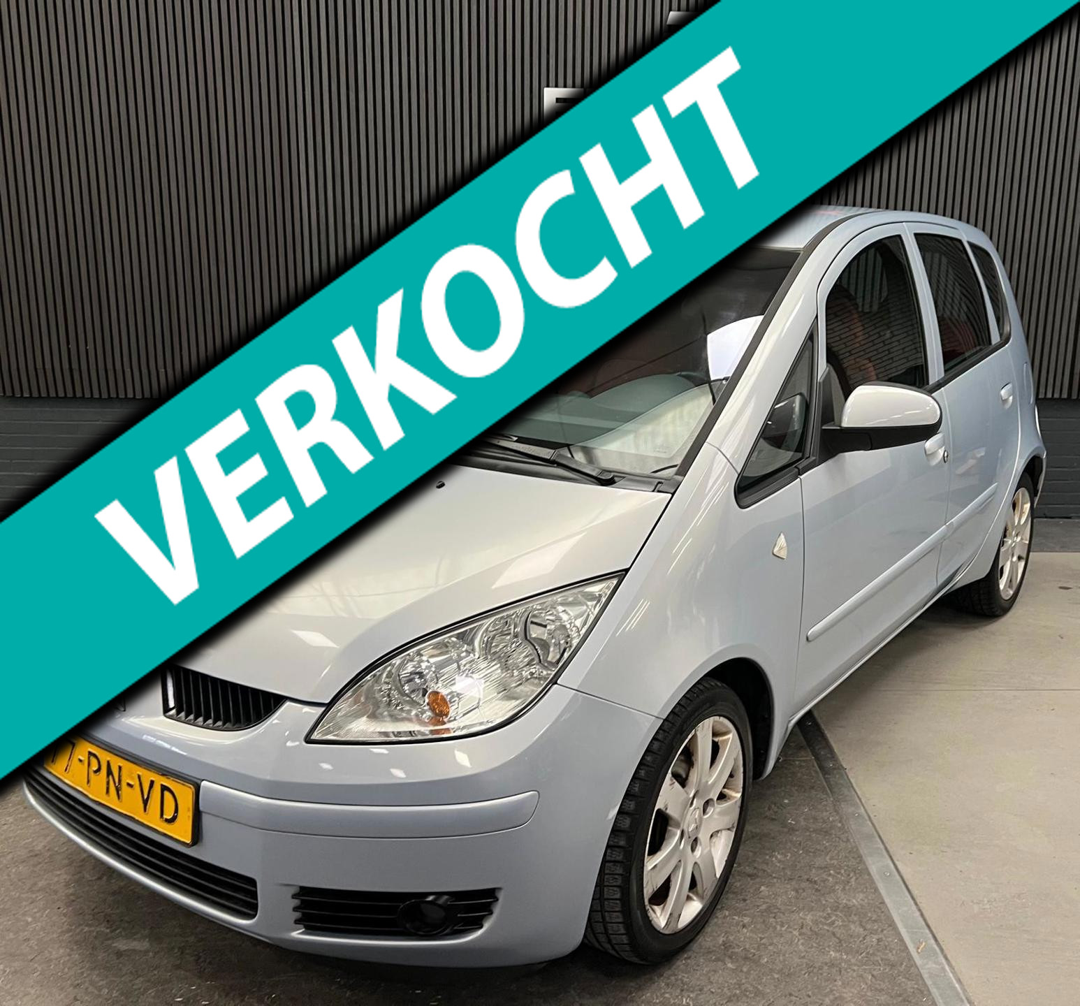 Mitsubishi Colt 1.5 Instyle 2004 - voorkant