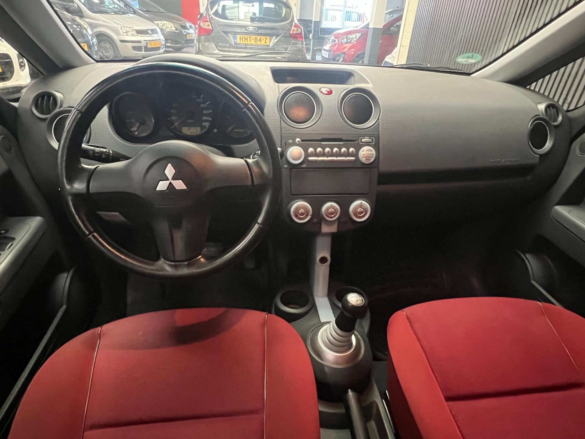 Foto van Mitsubishi Colt