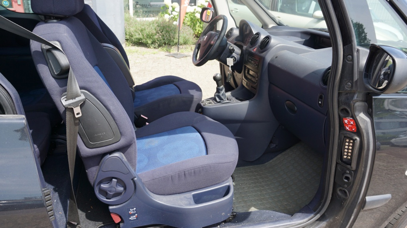 Foto van Peugeot 1007