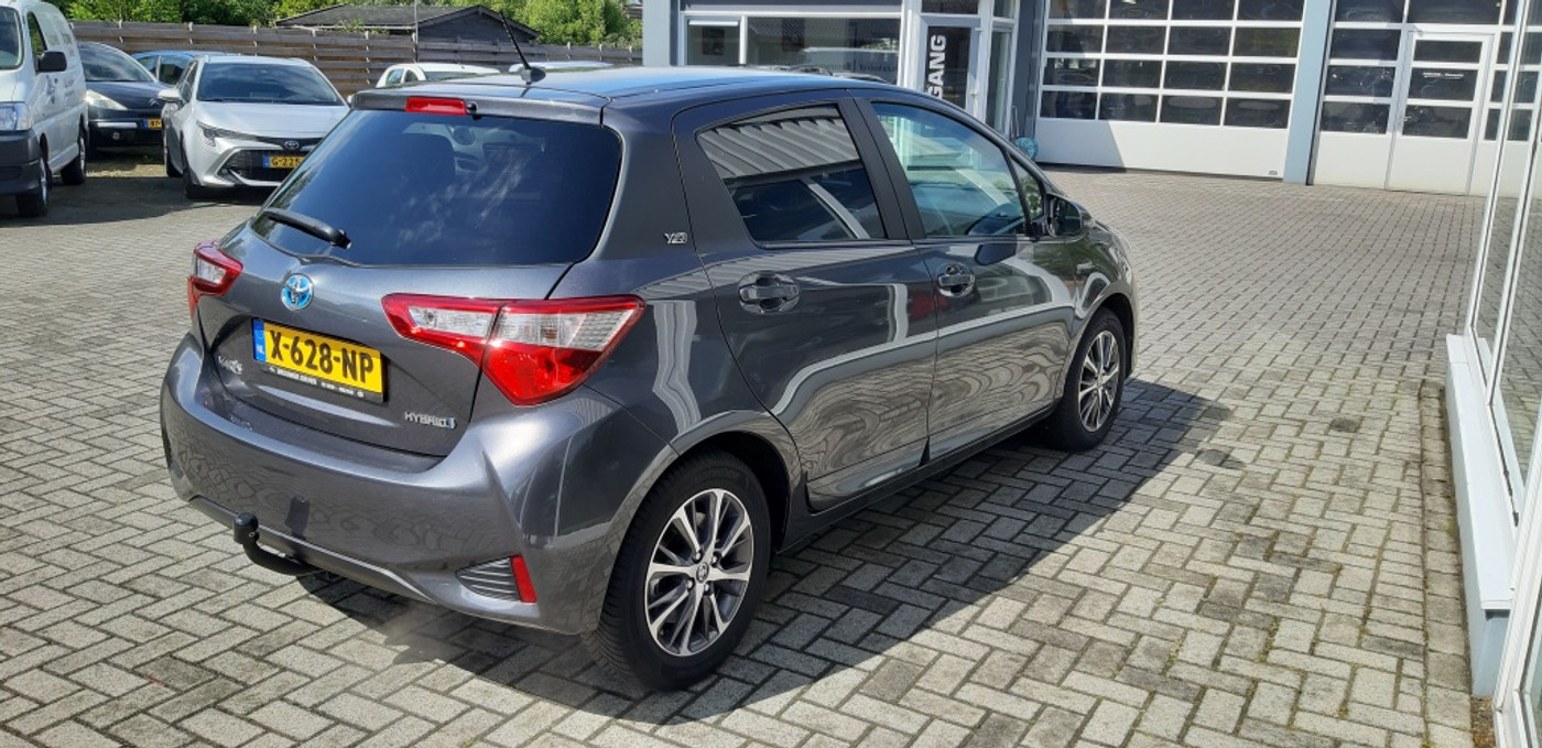 Foto van Toyota Toyota Yaris Hybrid