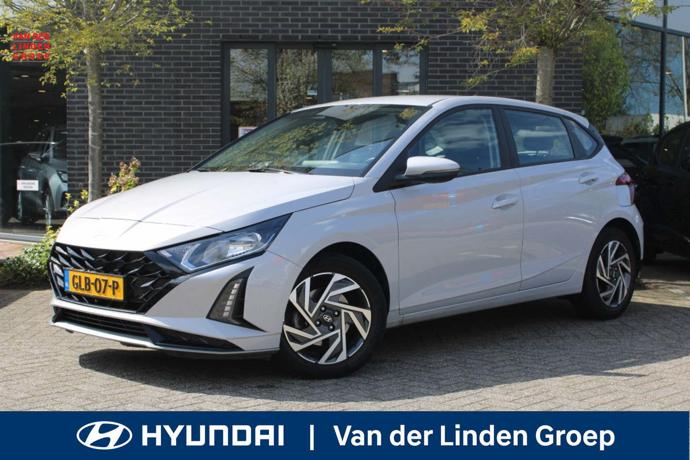 Hyundai I20 1.0 T-GDI Comfort Smart AUTOMAAT DEMODEAL!  "RIJKLAARPIJS" 2024 - voorkant