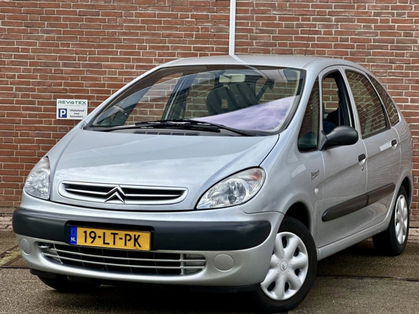 Citroen Xsara Picasso 1.8i-16V Différence 2003 - voorkant