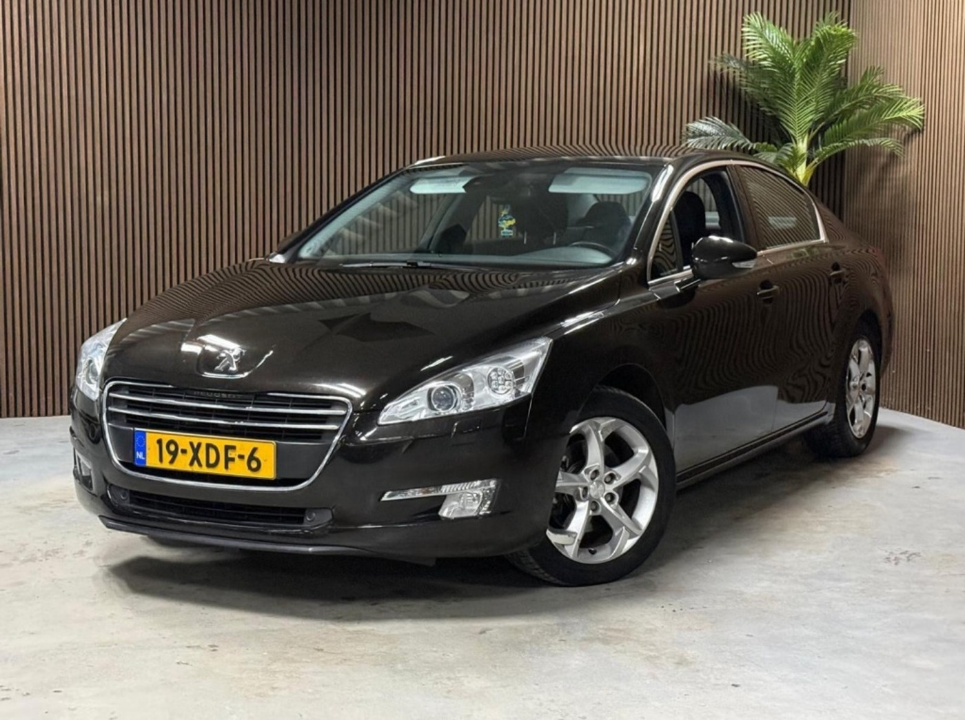 Peugeot 508 1.6 THP Active 2012 - voorkant