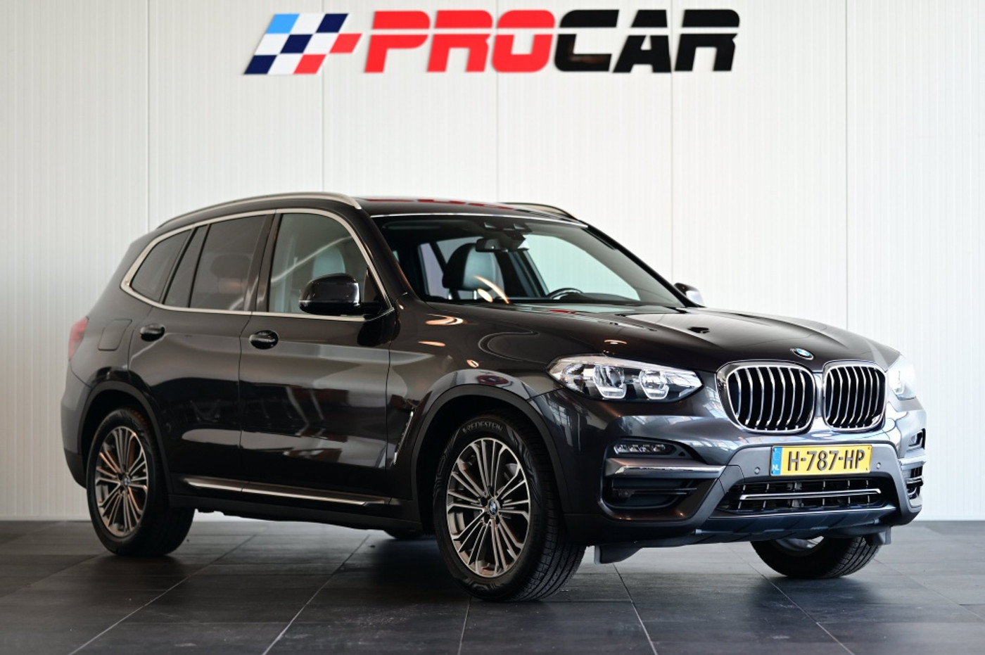 BMW X3 sDrive20i Launch Edition High Executive 2020 - voorkant