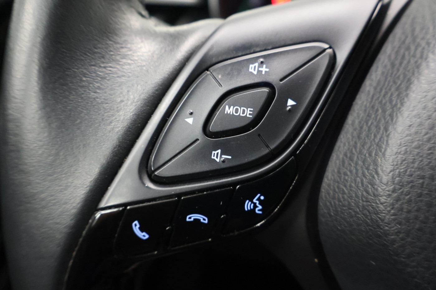 Foto van Toyota Toyota C-hr