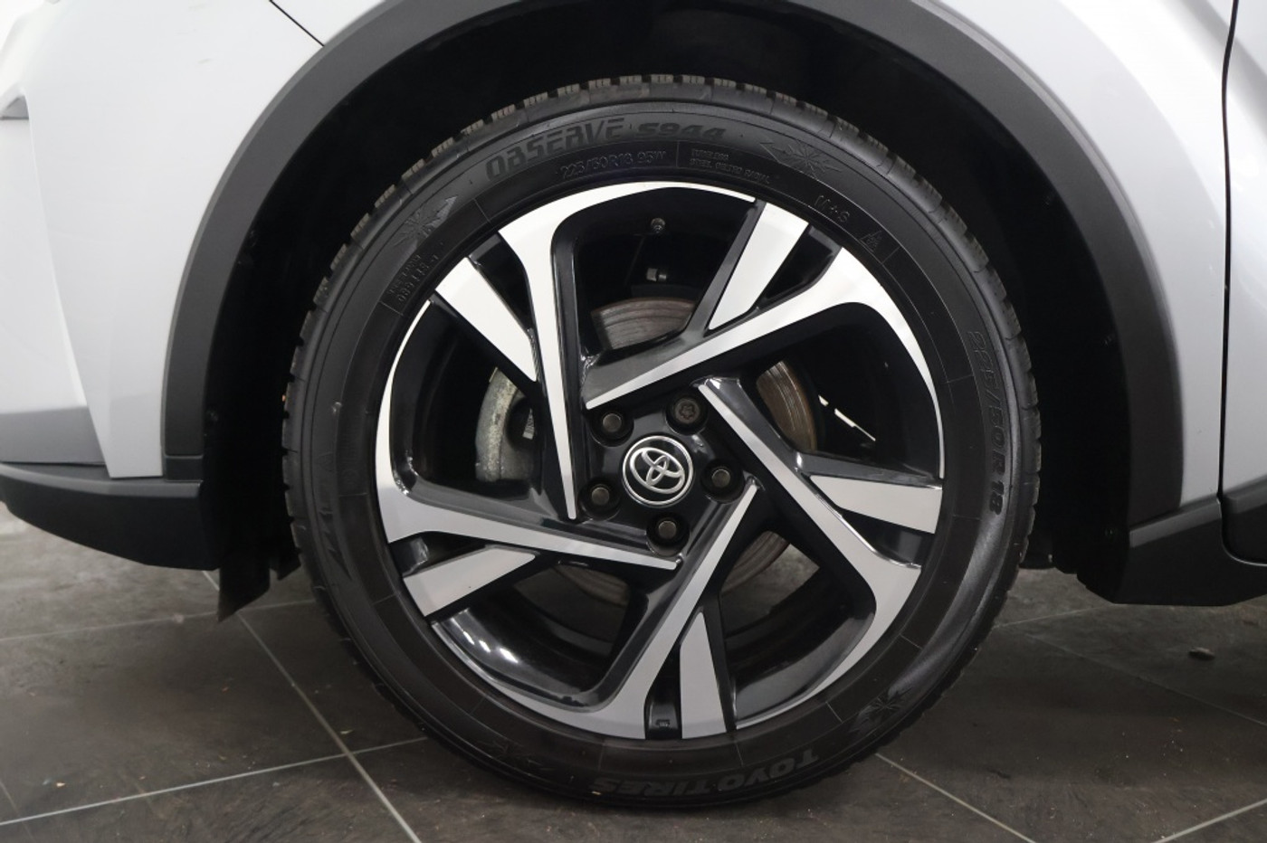 Foto van Toyota Toyota C-hr