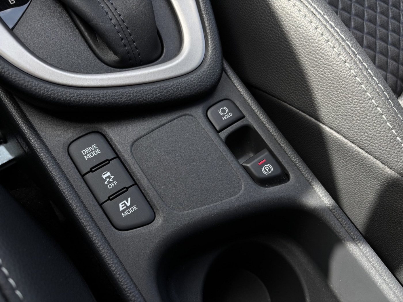 Foto van Mazda Mazda2 Hybrid