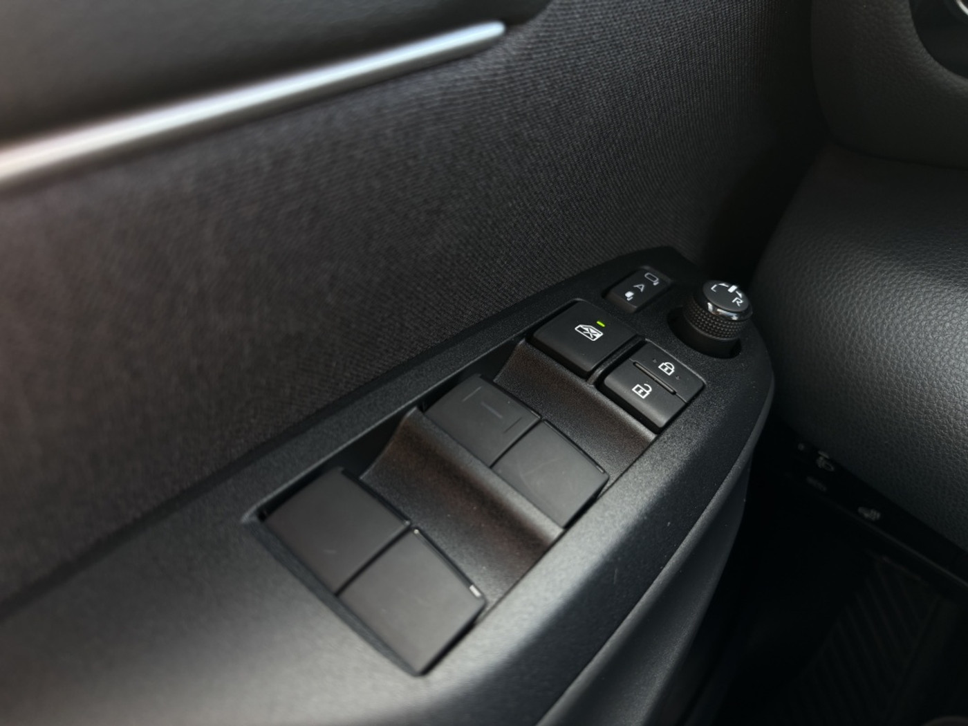 Foto van Mazda Mazda2 Hybrid