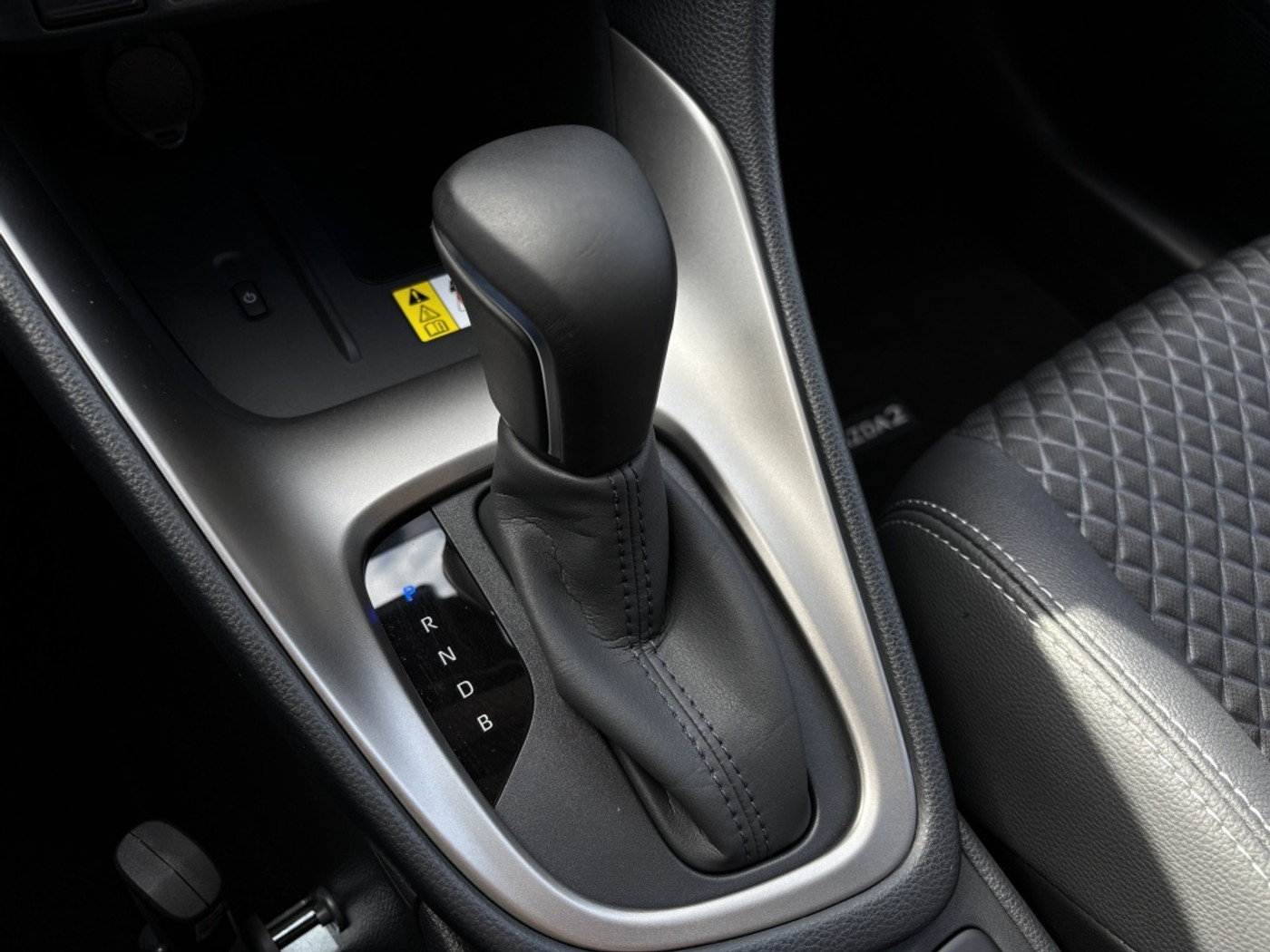 Foto van Mazda Mazda2 Hybrid