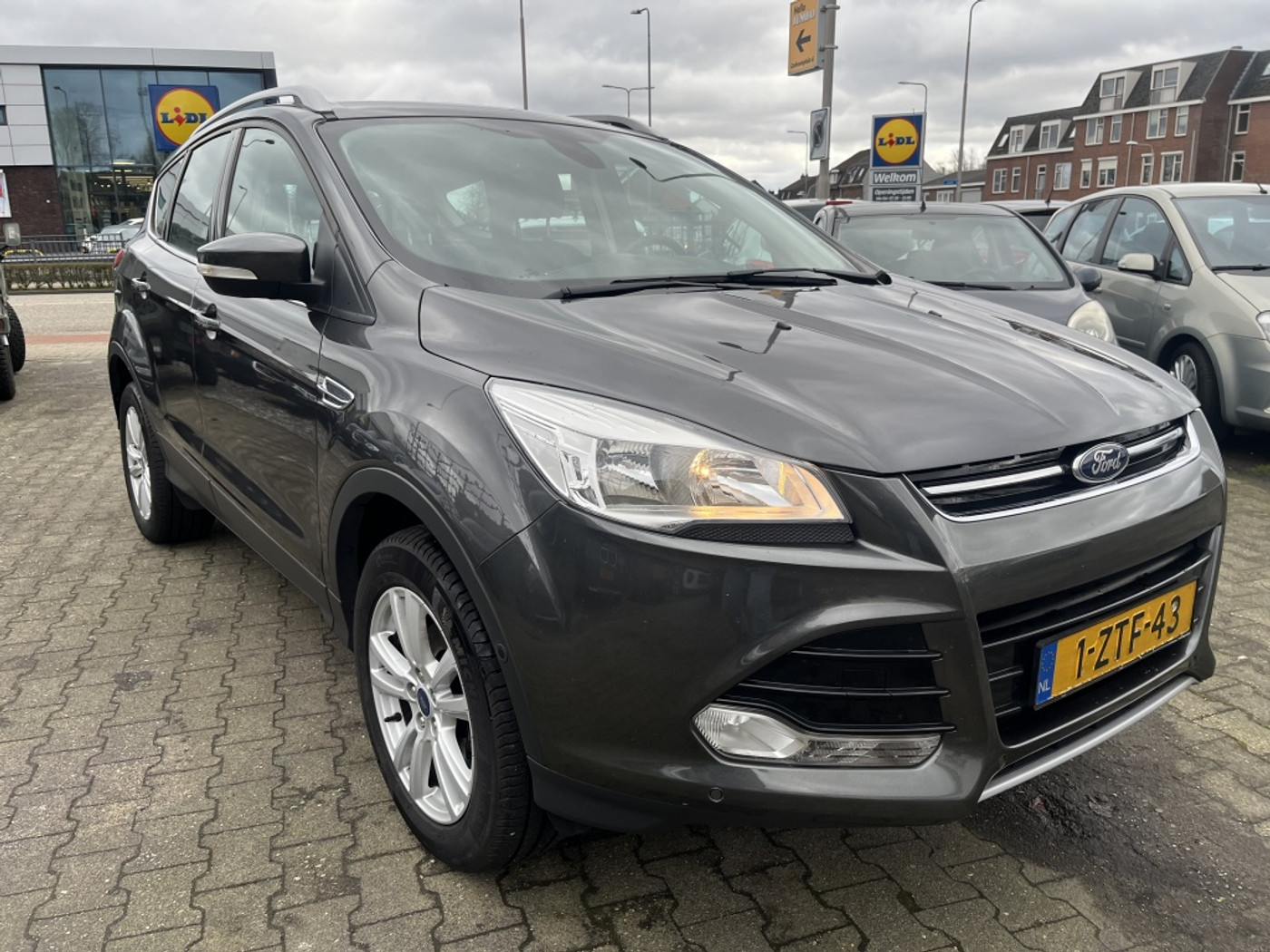 Ford Kuga 1.5 Titanium 2015 - voorkant
