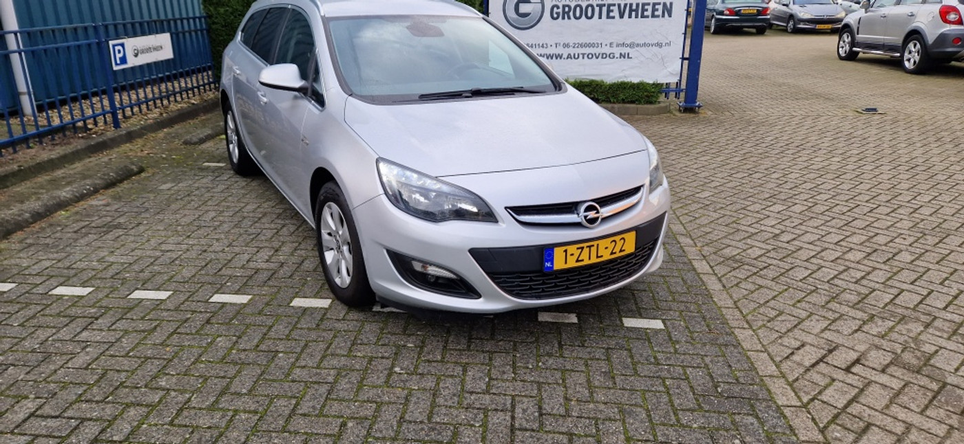 Foto van Opel Astra Sports Tourer