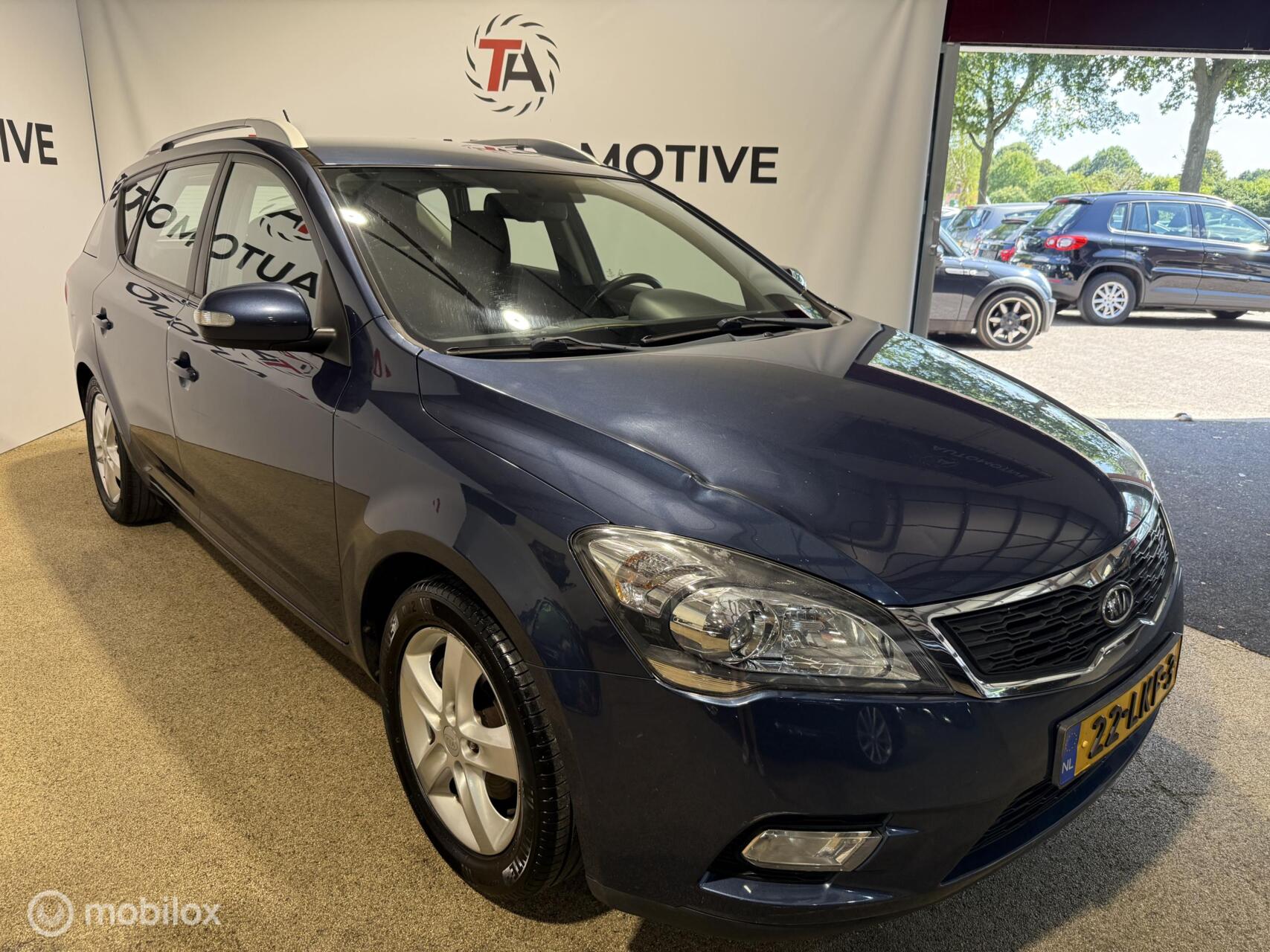 Foto van Kia Cee D