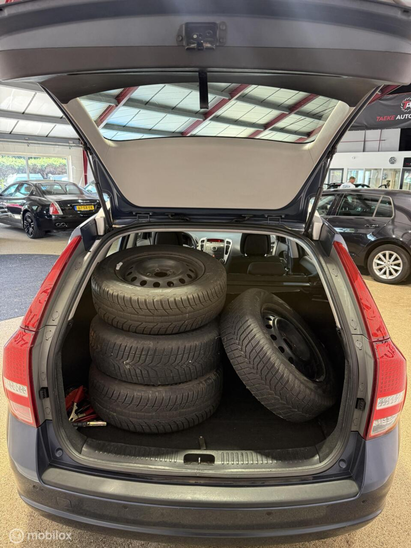 Foto van Kia Cee D