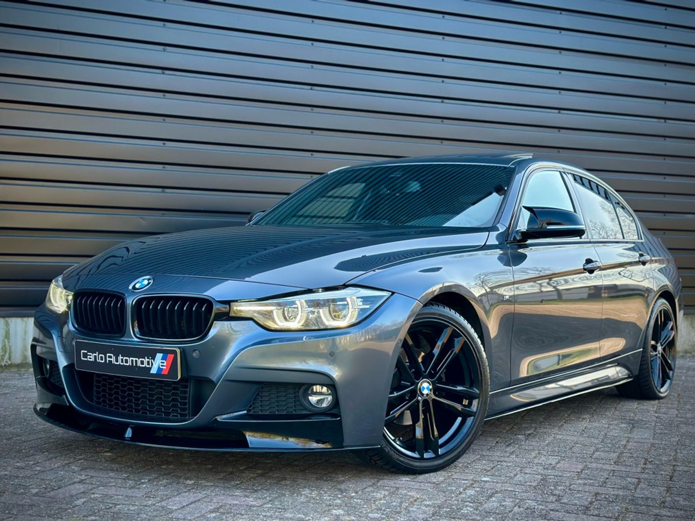 Foto van BMW 320i