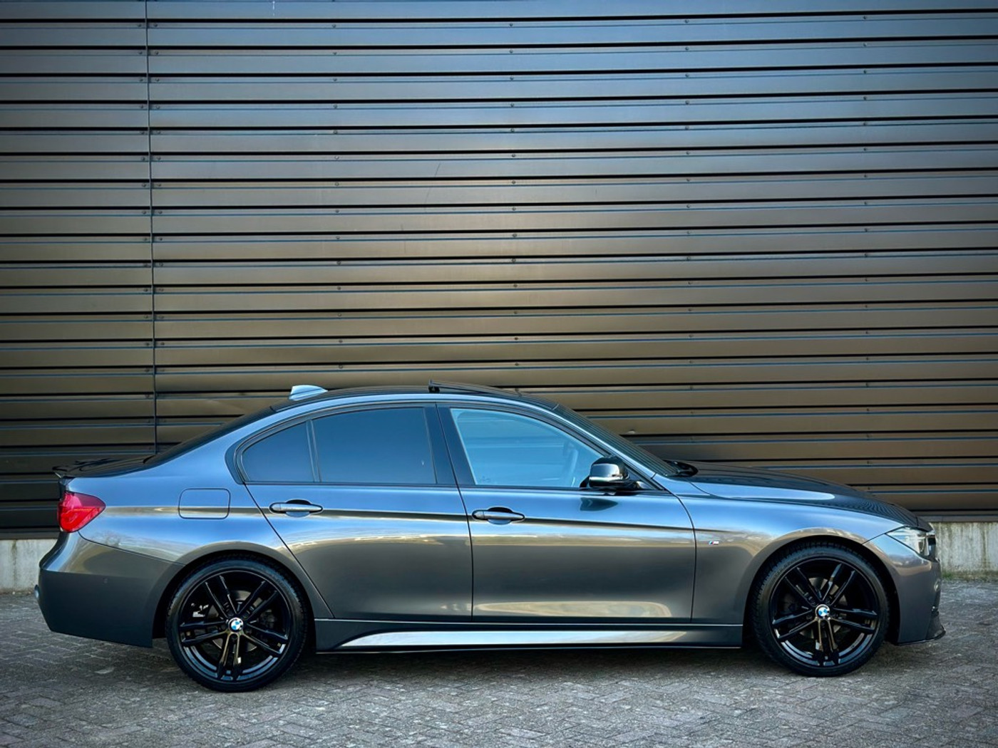 Foto van BMW 320i