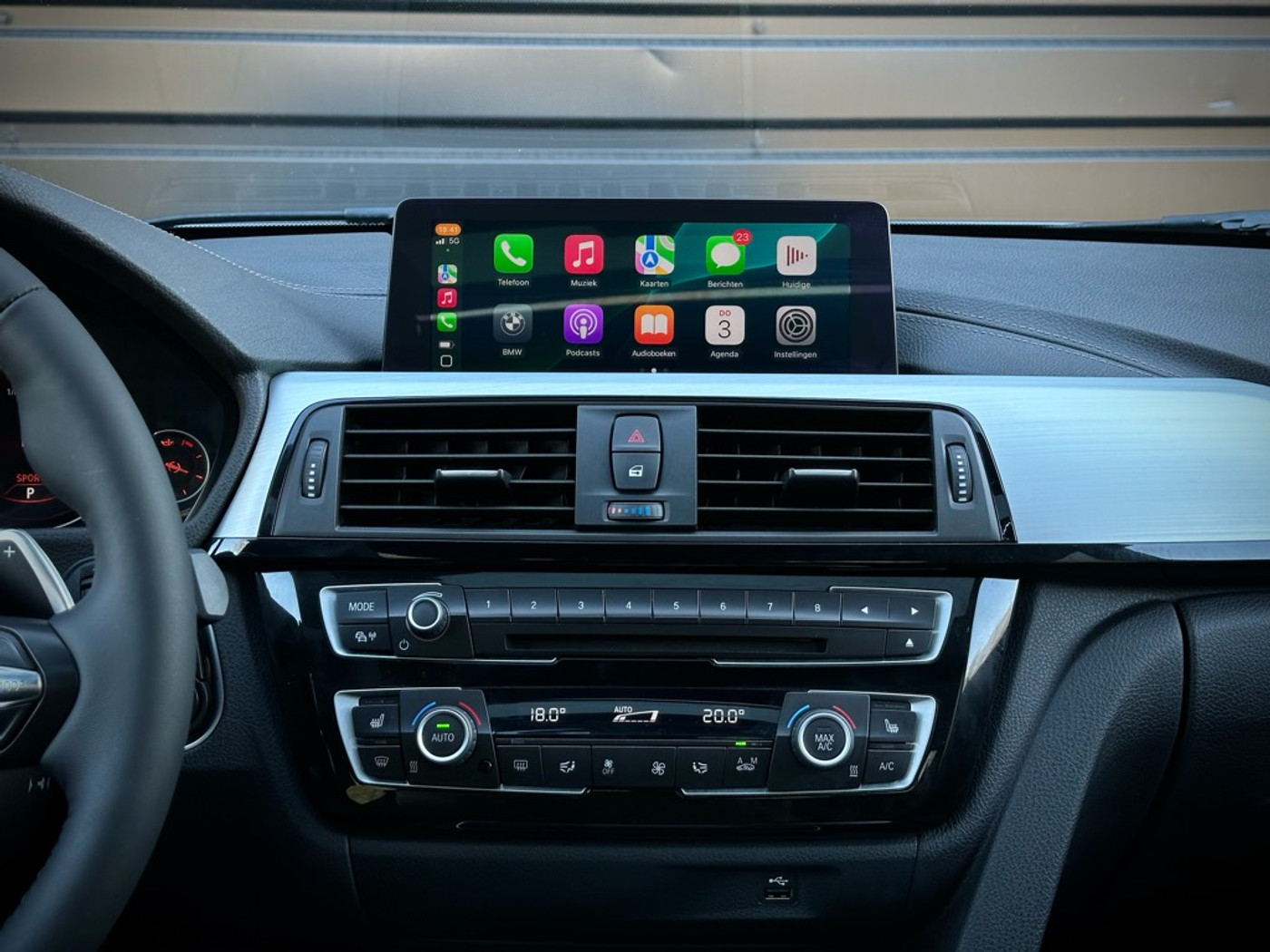 Foto van BMW 320i