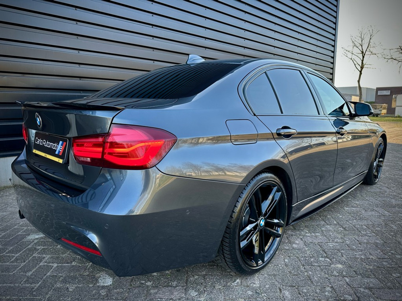 Foto van BMW 320i