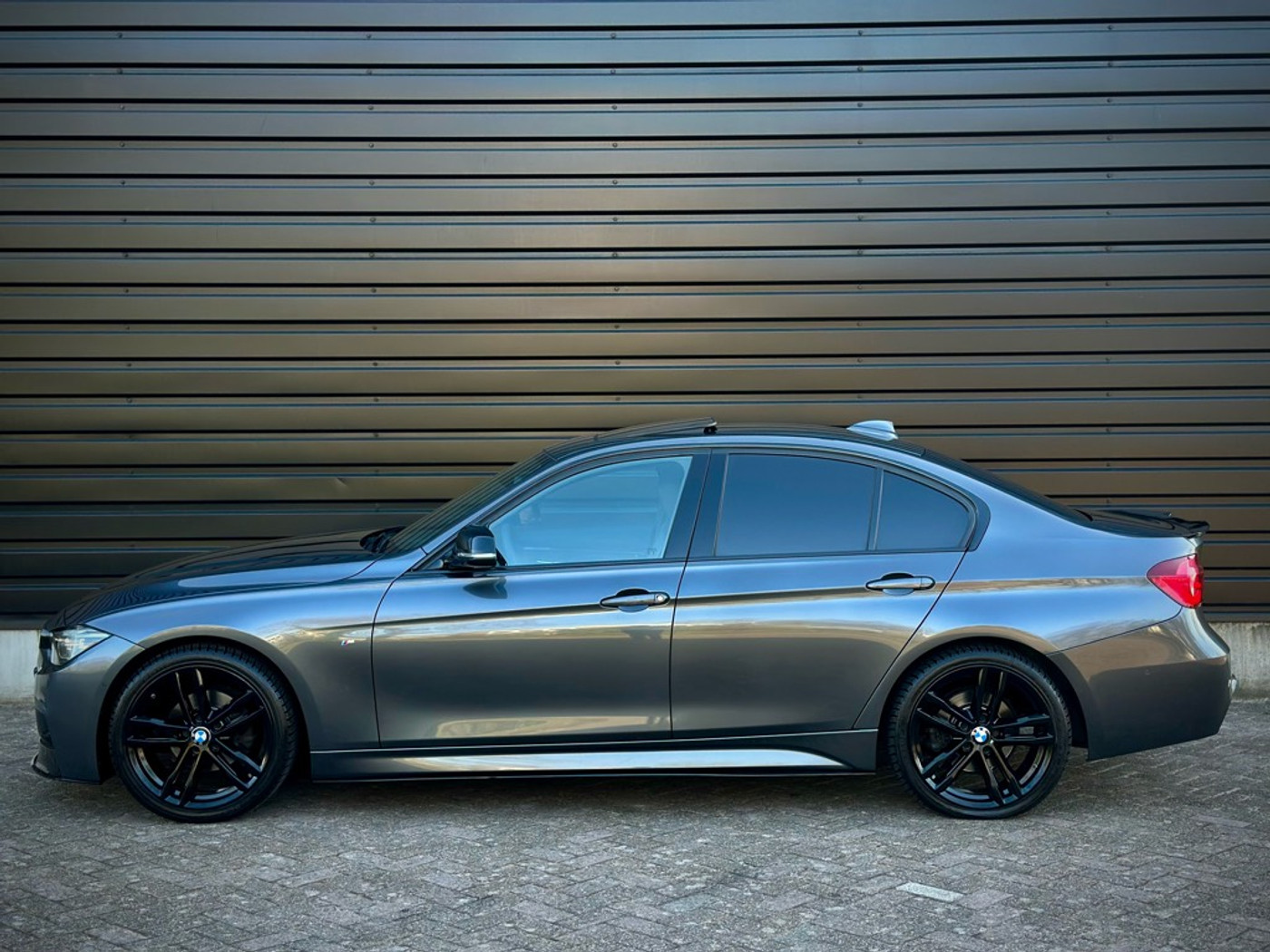 Foto van BMW 320i