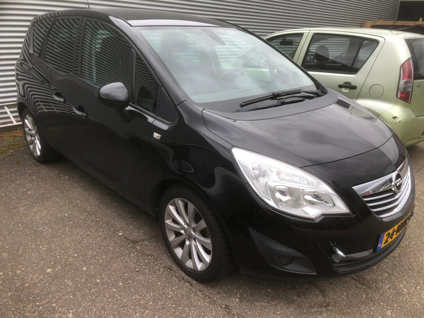 Opel Meriva verkocht ! 2010 - voorkant