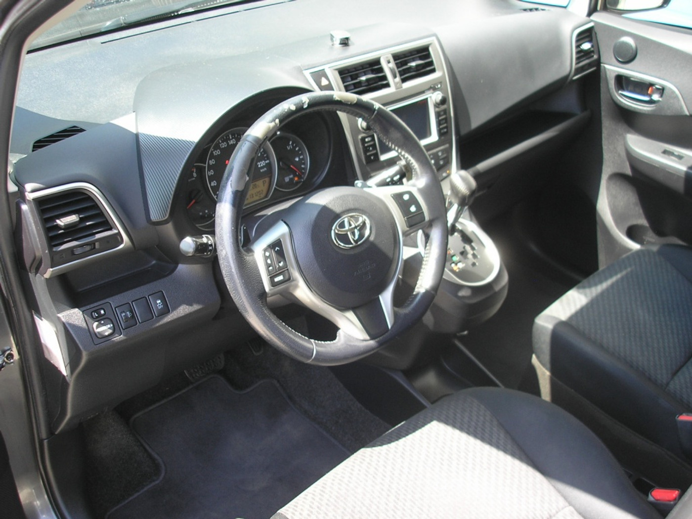 Foto van Toyota Toyota Verso-s